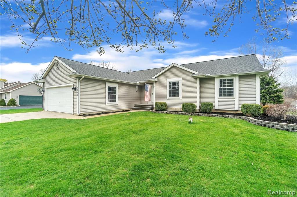 7264 Lobdell Road Linden, MI 48451 - Photo 3 of 41
