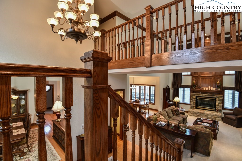 406 Ridge Drive Linville, NC 28646 - Photo 8 of 20 Gallery Image 8