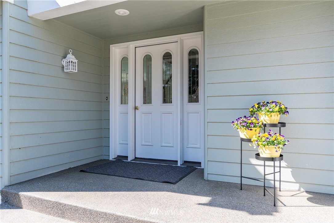 13382 Pulver Road Mount Vernon, WA 98273 - Photo 4 of 37 Gallery Image 4