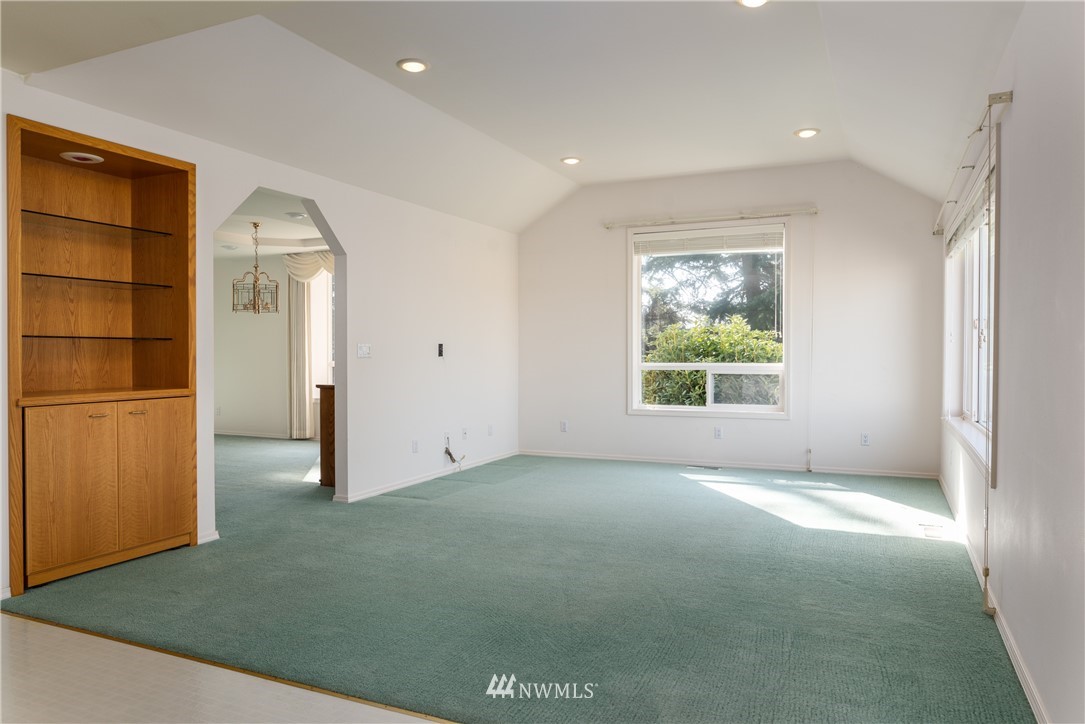 13382 Pulver Road Mount Vernon, WA 98273 - Photo 7 of 37 Gallery Image 7