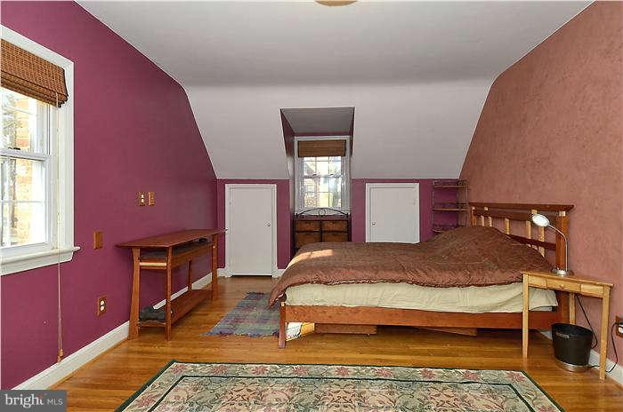 406 Mansfield Road Silver Spring, MD 20910 - Photo 6 of 6 Bedroom (Master)