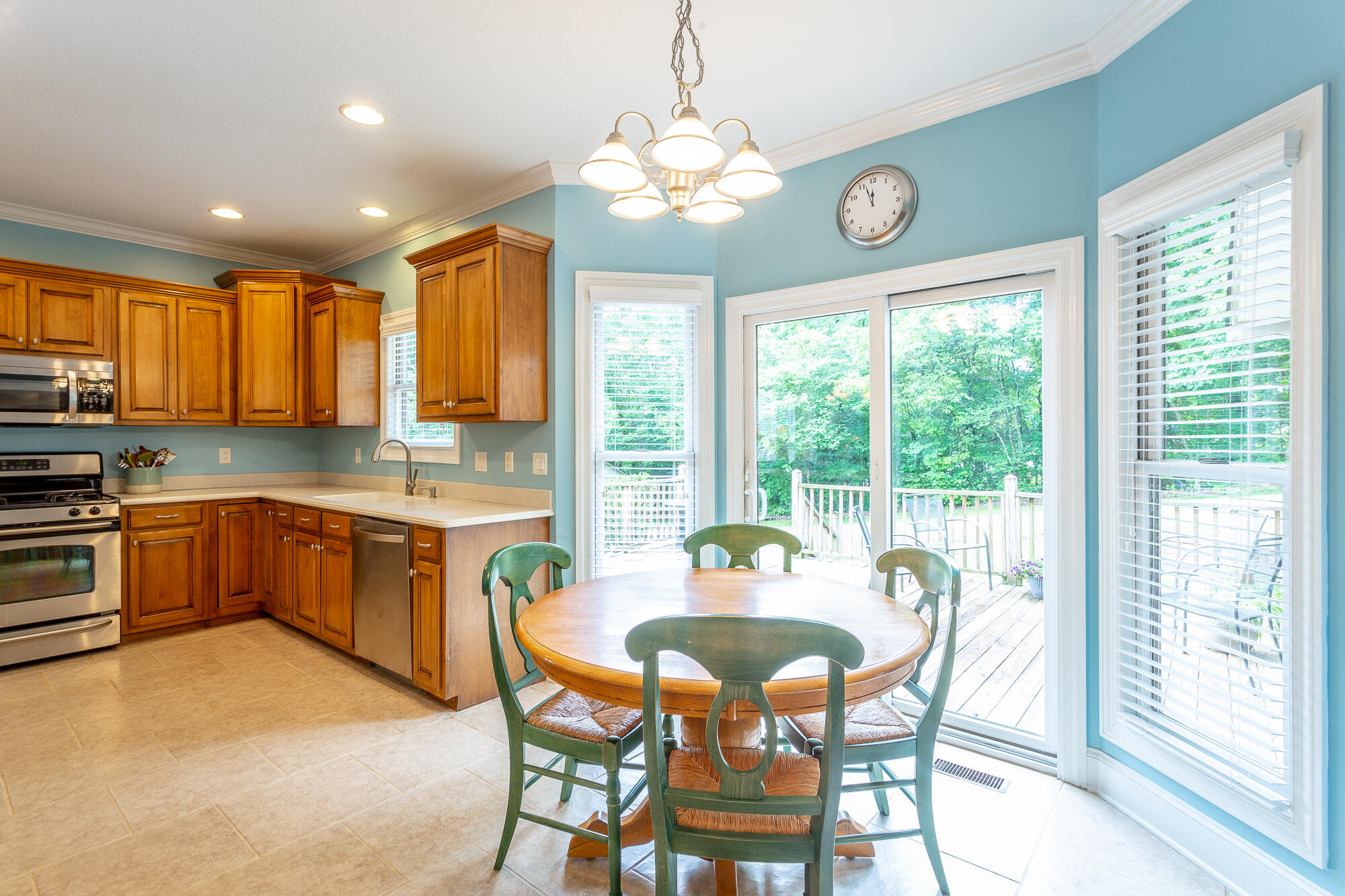 47 Turkey Run Flintstone, GA 30725 - Photo 17 of 42 Breakfast Nook