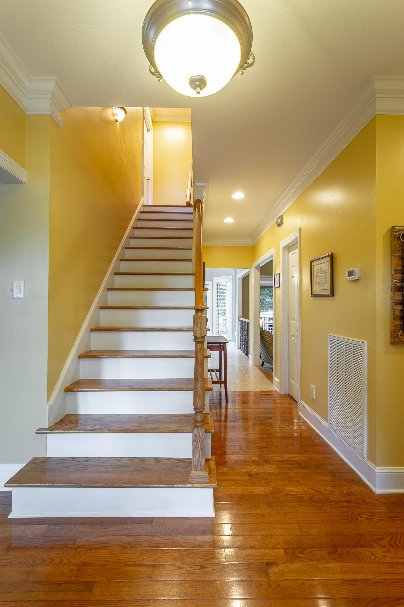 47 Turkey Run Flintstone, GA 30725 - Photo 6 of 42 Beautiful Oak Staircase