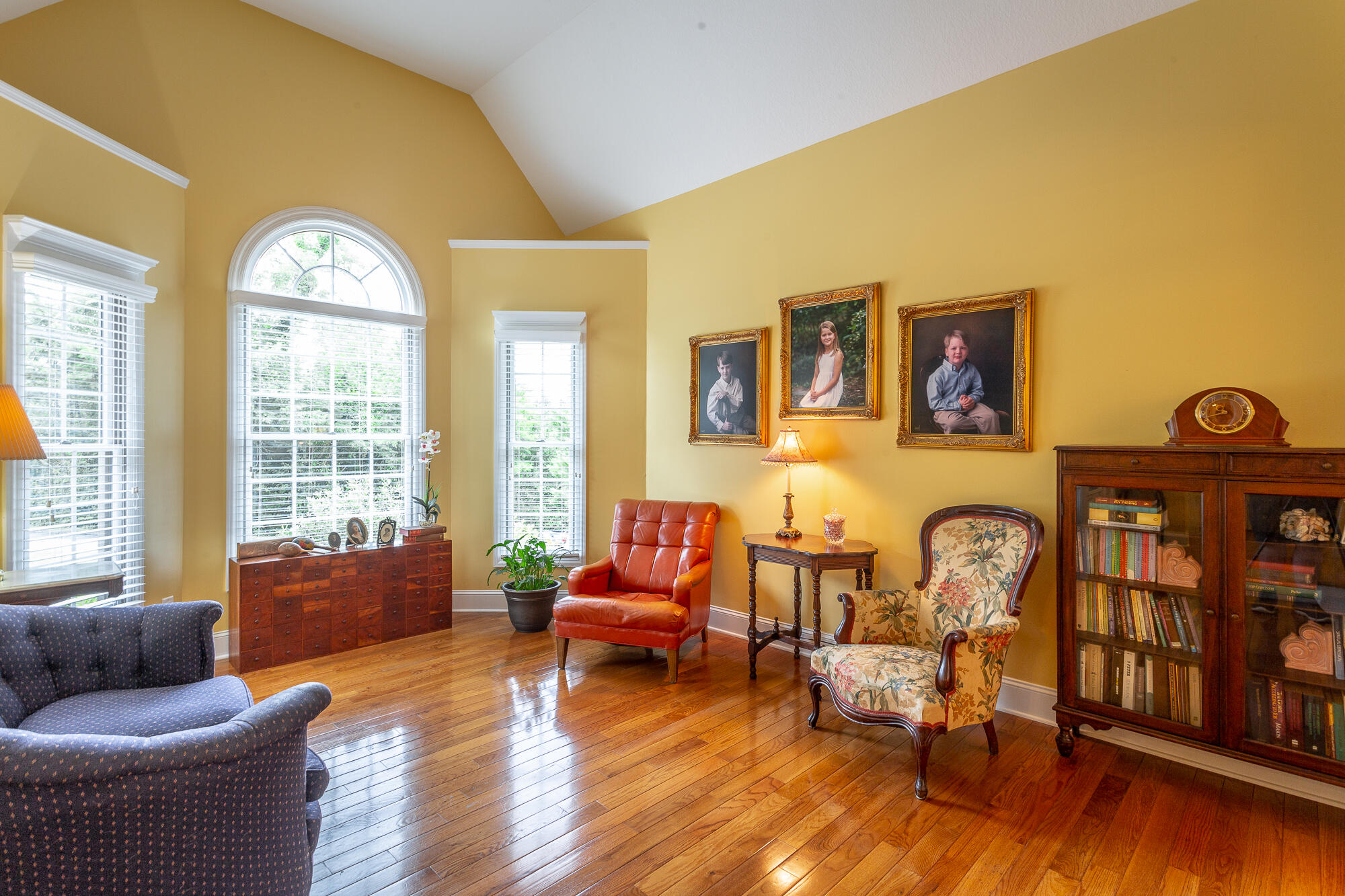 47 Turkey Run Flintstone, GA 30725 - Photo 9 of 42 Living Room