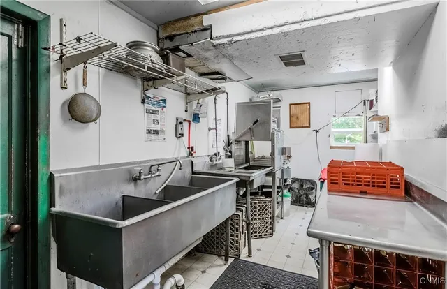 $675,000 | 5345 Lee Centre, Lee Center, NY 13363