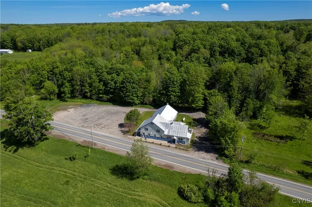 $675,000 | 5345 Lee Centre, Lee Center, NY 13363