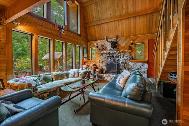 $599,000 | 7082 Olympus Way, Glacier, WA 98244