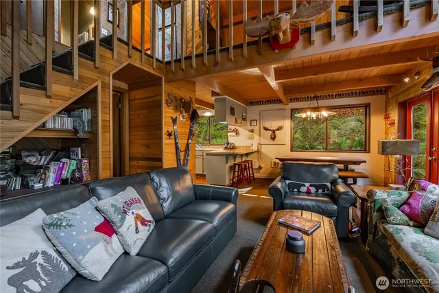 $599,000 | 7082 Olympus Way, Glacier, WA 98244