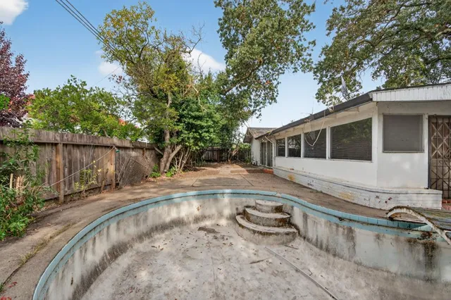 $450,000 | 7517 Park Woods Drive, Stockton, CA 95207