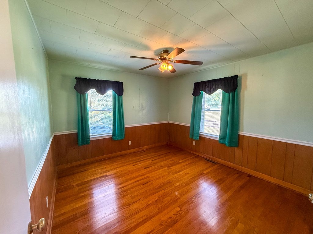 1019 Ramsey Mountain Road Max Meadows, VA 24360 - Photo 19 of 43 Gallery Image 19