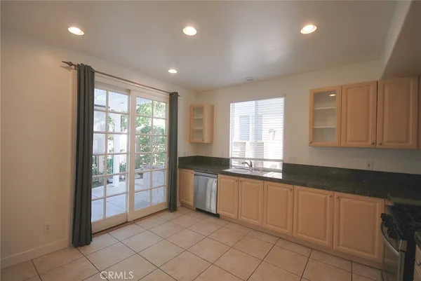 $3,700 | 27153 Manor Circle, Valencia, CA 91354