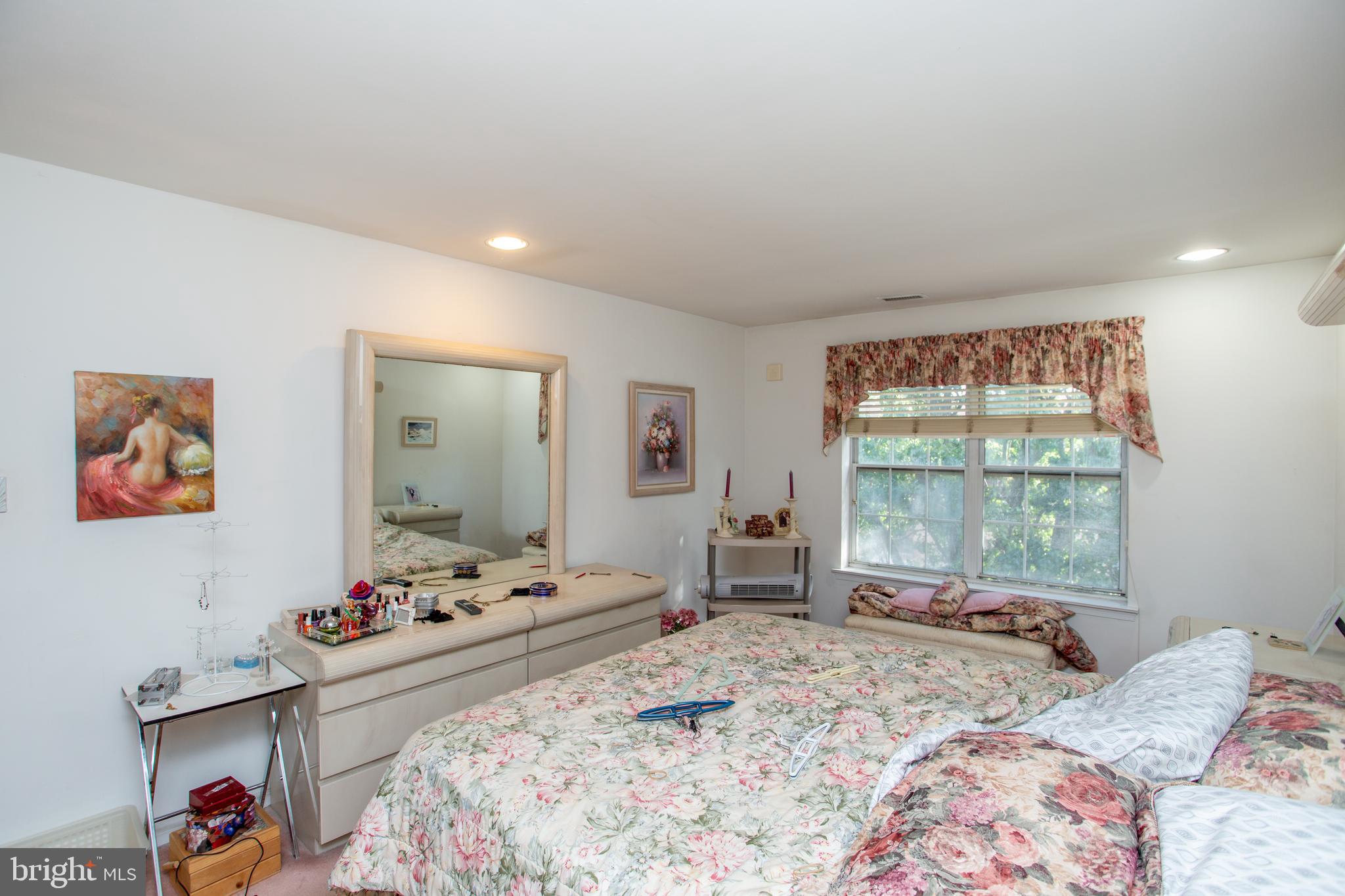 73305 Delaire Landing Road, Unit 305 Philadelphia, PA 19114 - Photo 17 of 39