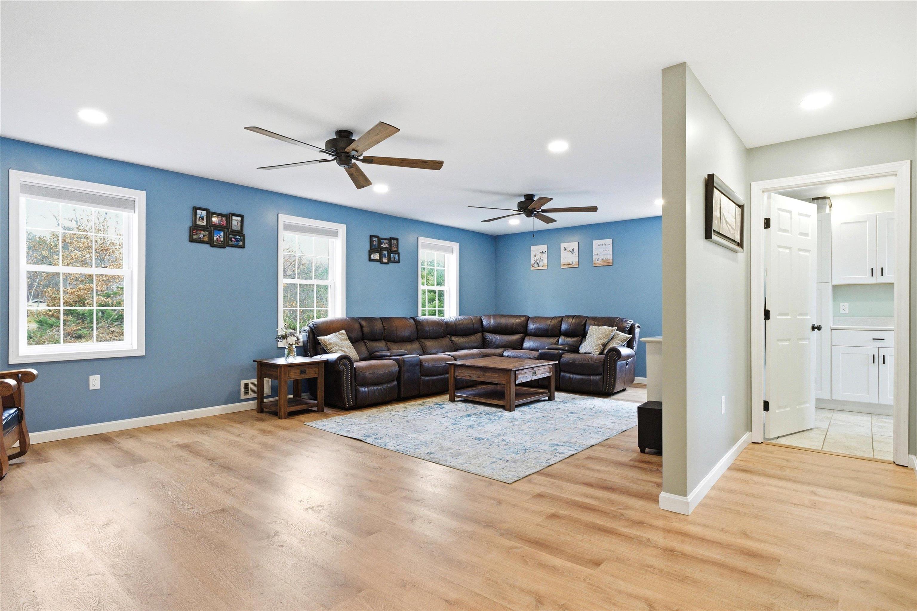 4 Cobblestone Place Merrimack, NH 03054 - Photo 13 of 46