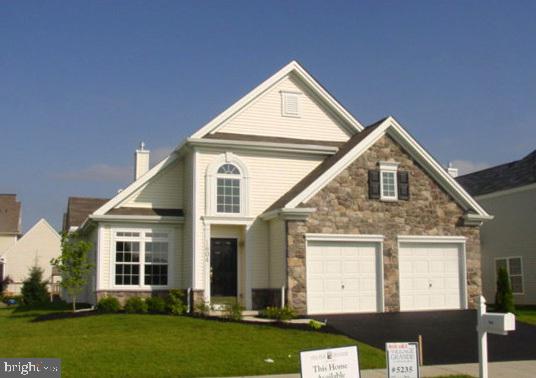 1604 Parvin Road, Unit 5235 Lancaster, PA 17601 - Photo 1 of 25 Gallery Image 1