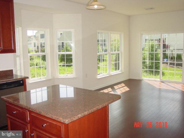 1604 Parvin Road, Unit 5235 Lancaster, PA 17601 - Photo 6 of 25 Gallery Image 6