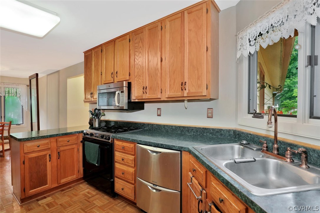 5824 Spinnaker Cove Road Midlothian, VA 23112 - Photo 12 of 22 Gallery Image 12