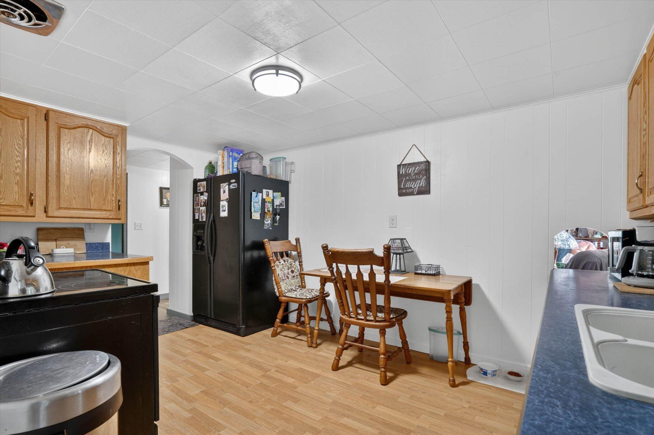 2750 Hamstead Way Jackson, MI 49201 - Photo 14 of 42 14-2750-Hamstead-Way-WindowStill-Photogr