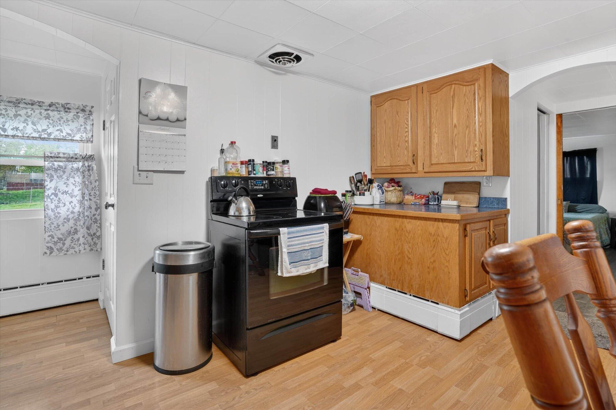 2750 Hamstead Way Jackson, MI 49201 - Photo 15 of 42 15-2750-Hamstead-Way-WindowStill-Photogr