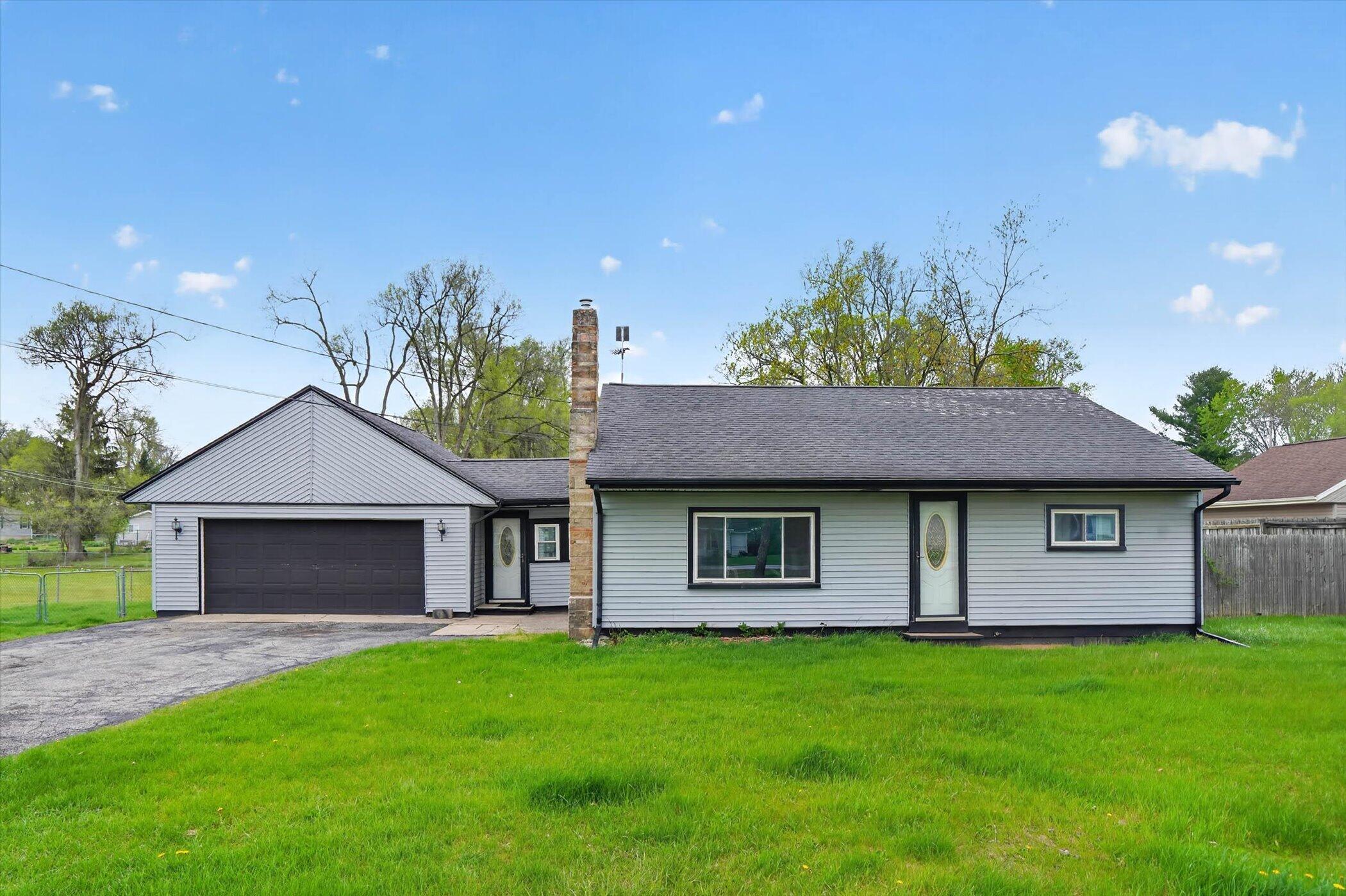 2750 Hamstead Way Jackson, MI 49201 - Photo 3 of 42 03-2750-Hamstead-Way-WindowStill-Photogr