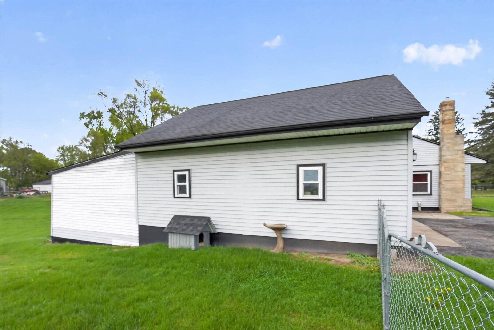 2750 Hamstead Way Jackson, MI 49201 - Photo 36 of 42 36-2750-Hamstead-Way-WindowStill-Photogr
