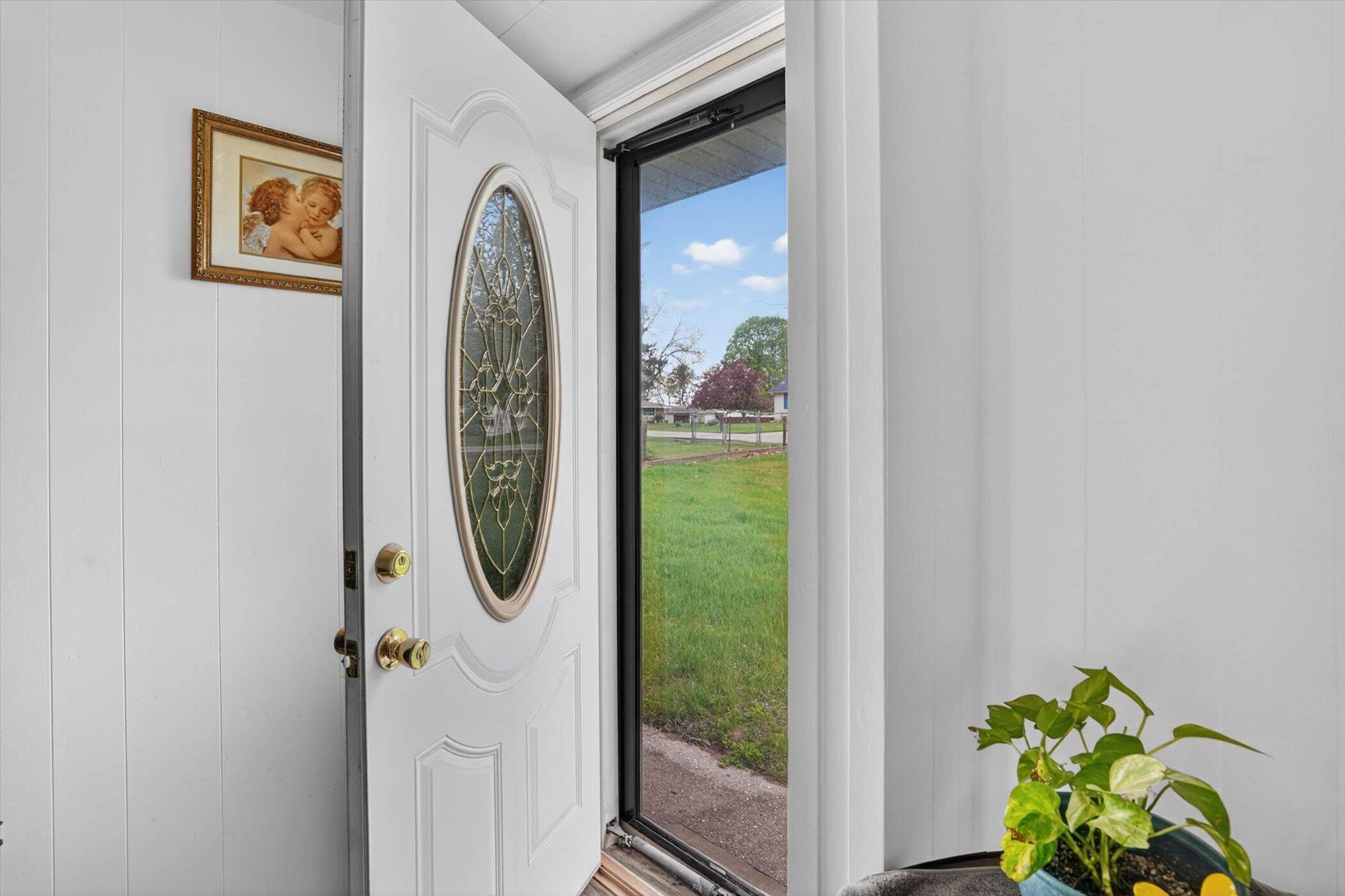 2750 Hamstead Way Jackson, MI 49201 - Photo 8 of 42 08-2750-Hamstead-Way-WindowStill-Photogr
