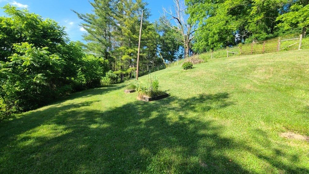 1167 Whitetop Road Chilhowie, VA 24319 - Photo 14 of 22 Gallery Image 14