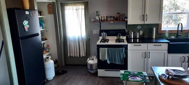 $650,000 | 32530 State Highway, Bridgeville, CA 95526