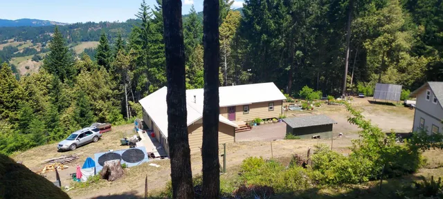 $650,000 | 32530 State Highway, Bridgeville, CA 95526