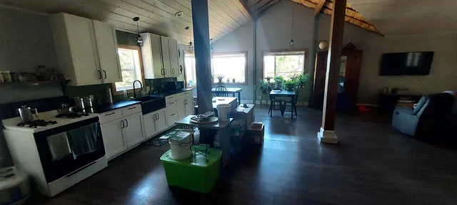 $650,000 | 32530 State Highway, Bridgeville, CA 95526