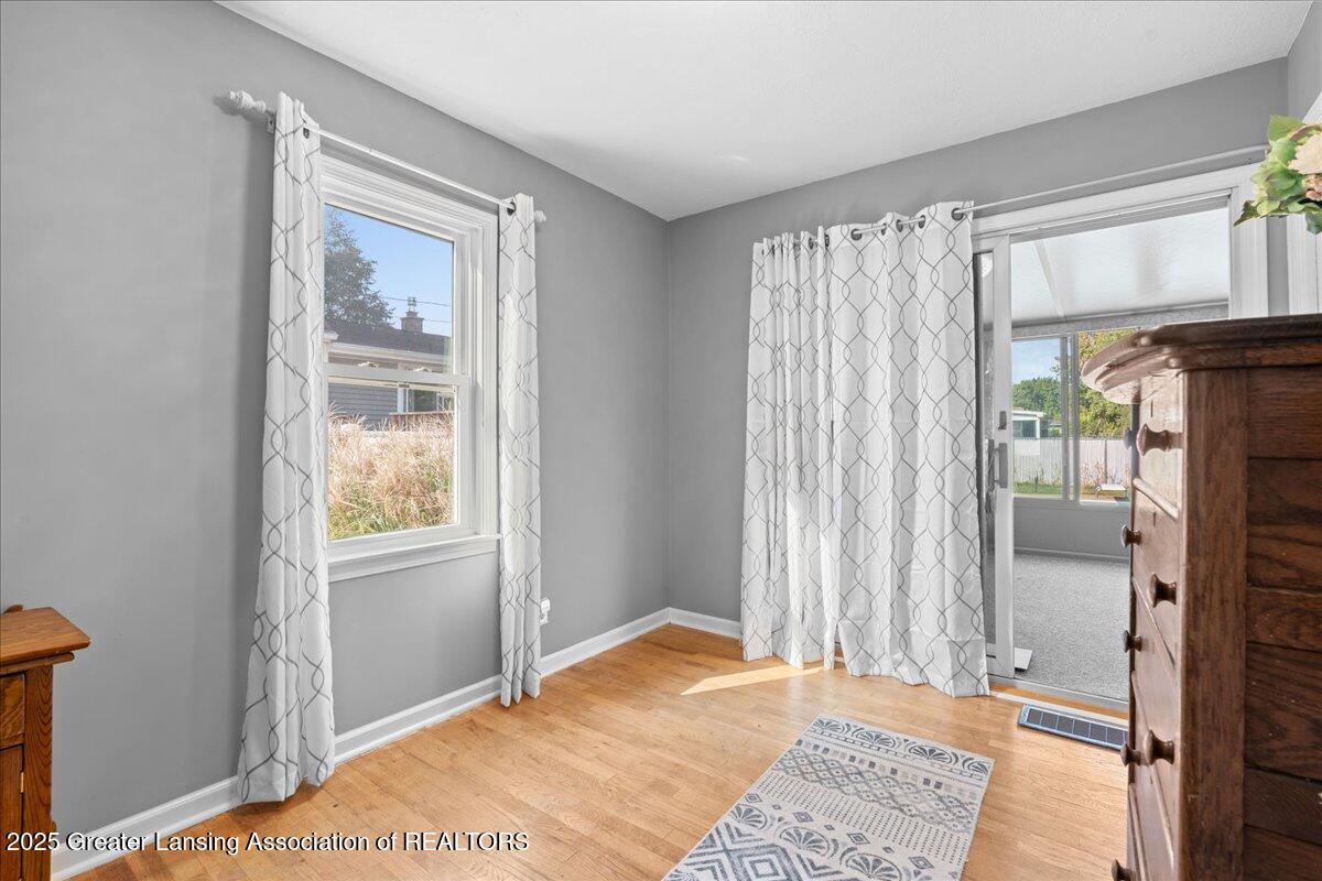 2189 North Aurelius Road Holt, MI 48842 - Photo 14 of 44 23-Media Jett - 12