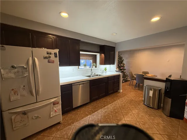 $699,999 | 288 Royal Coach Avenue, Pomona, CA 91767