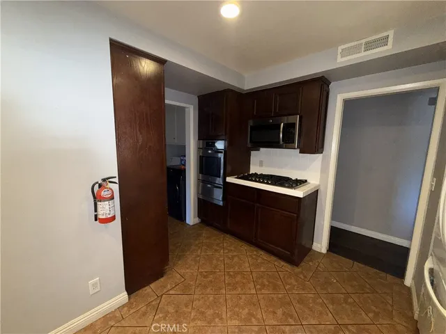 $699,999 | 288 Royal Coach Avenue, Pomona, CA 91767