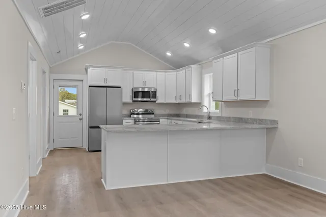 $457,550 | 613 Mulberry Street, Beaufort, NC 28516