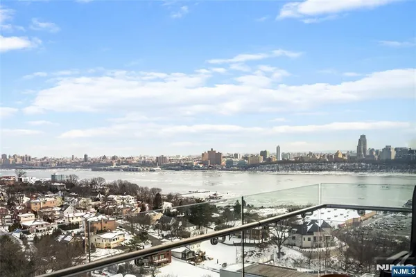 $650,000 | 320 Adolphus Avenue, Unit PH 02, Cliffside Park, NJ 07010