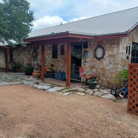 $499,950 | 152 Andrew Road, Kerrville, TX 78028