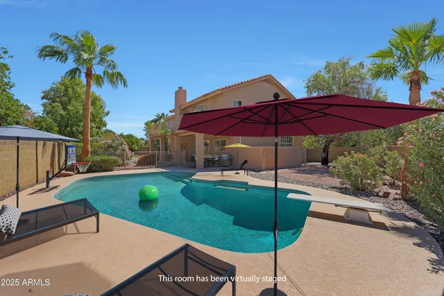 $875,000 | 1938 East Calle De Caballos, Tempe, AZ 85284