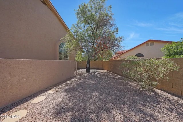 $875,000 | 1938 East Calle De Caballos, Tempe, AZ 85284