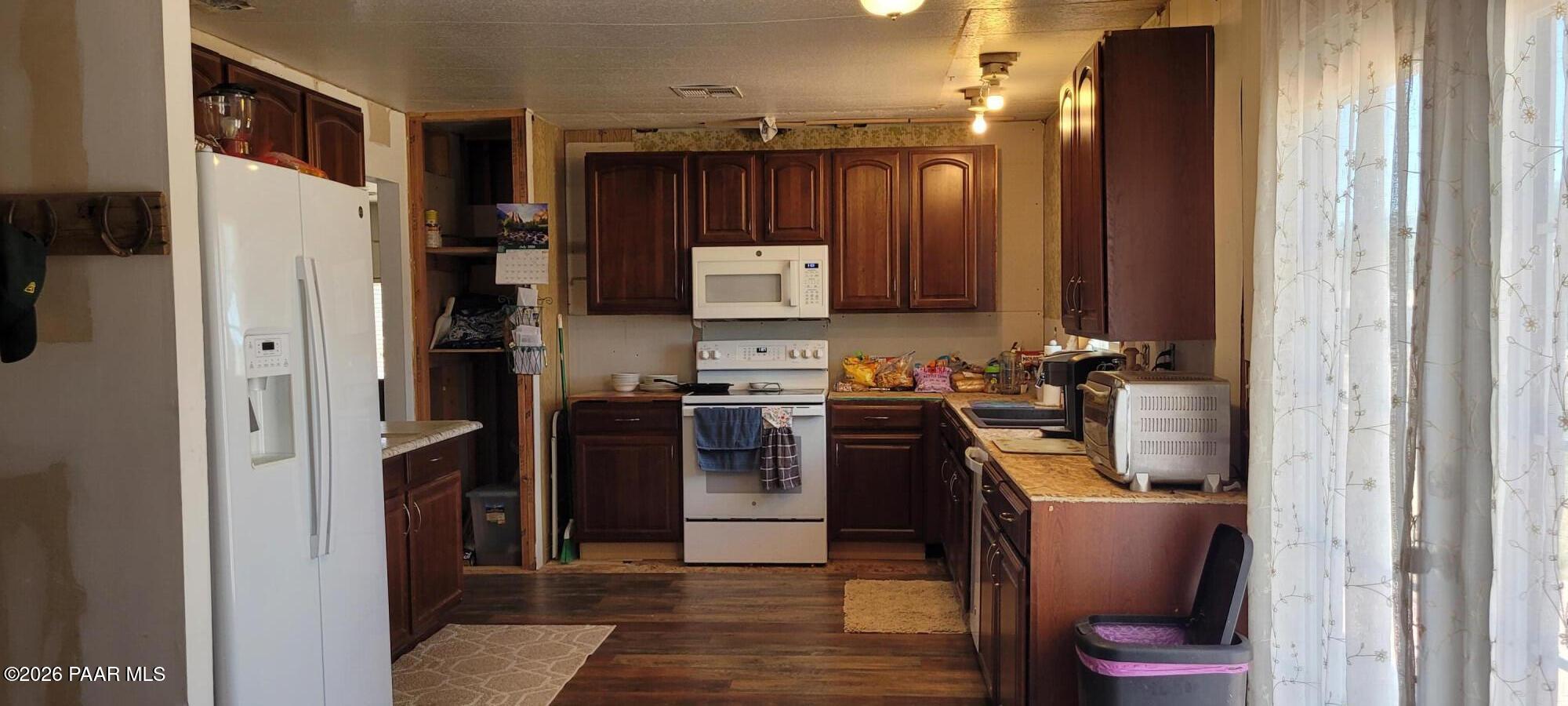 206 North Outback Road Dewey, AZ 86327 - Photo 11 of 17 20260708_111013