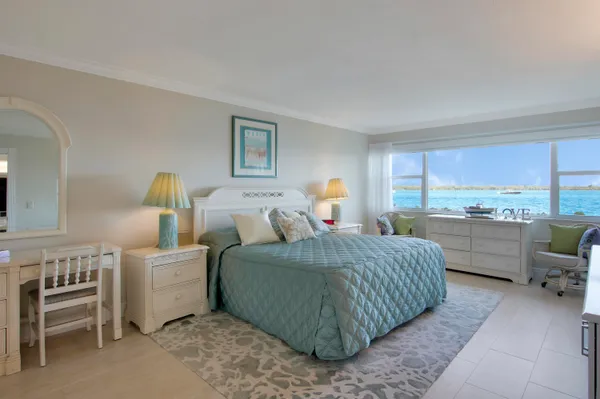 $2,900 | 60 Yacht Club Drive, Unit 101, North Palm Beach, FL 33408