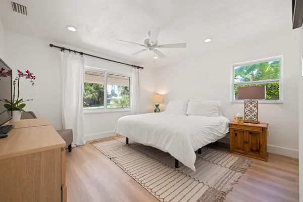 $3,700 | 425 10th Avenue, Indialantic, FL 32903