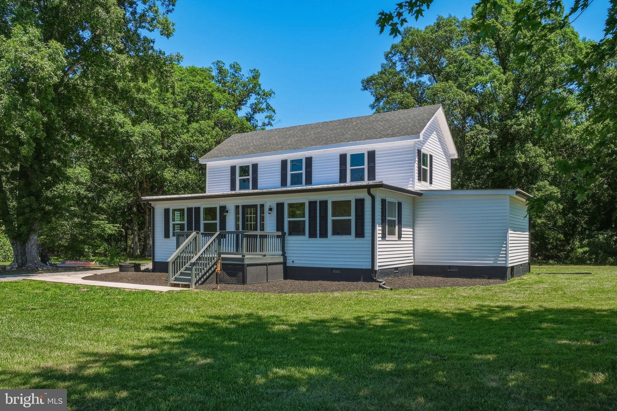 2426 Hampton Hall Road Callao, VA 22435 - Photo 4 of 41