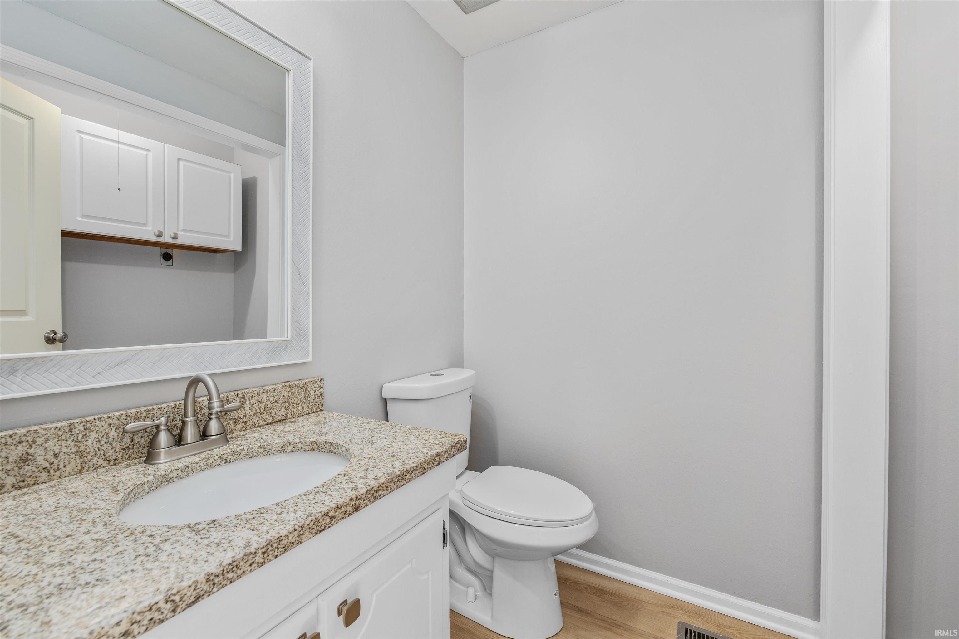 805 Wolverton Drive Fort Wayne, IN 46825 - Photo 5 of 25