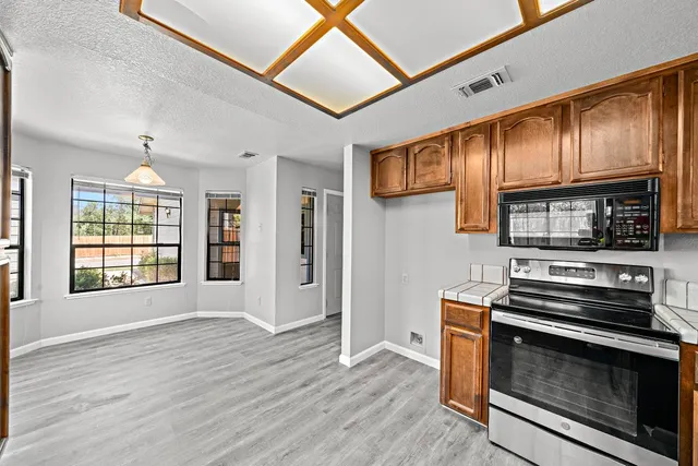 $2,750 | 7456 Santa Susana Way, Fair Oaks, CA 95628