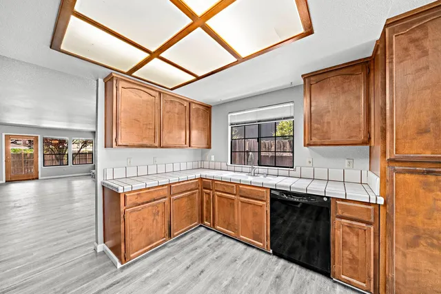 $2,750 | 7456 Santa Susana Way, Fair Oaks, CA 95628