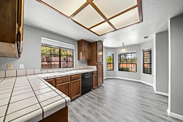 $2,750 | 7456 Santa Susana Way, Fair Oaks, CA 95628