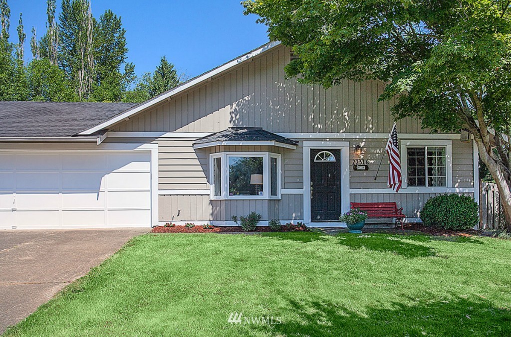 22316 18th Avenue Southeast Bothell, WA 98021 - Photo 2 of 23