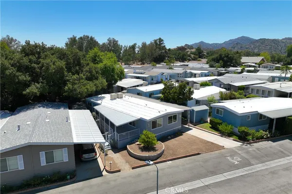 $259,000 | 11401 Topanga Canyon Boulevard, Unit 56, Chatsworth, CA 91311