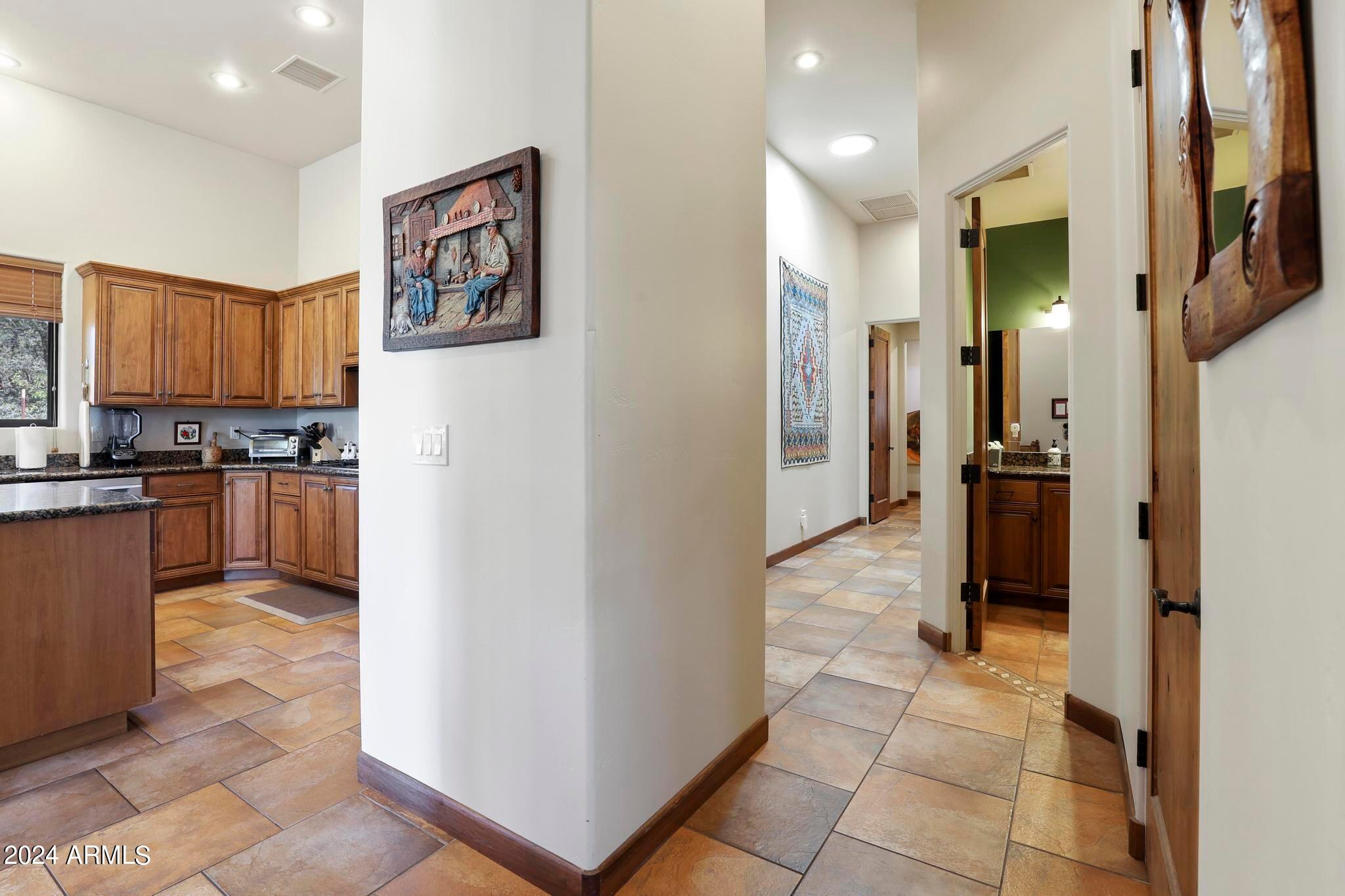 416 South Whisper Ridge Lane Payson, AZ 85541 - Photo 7 of 35 26