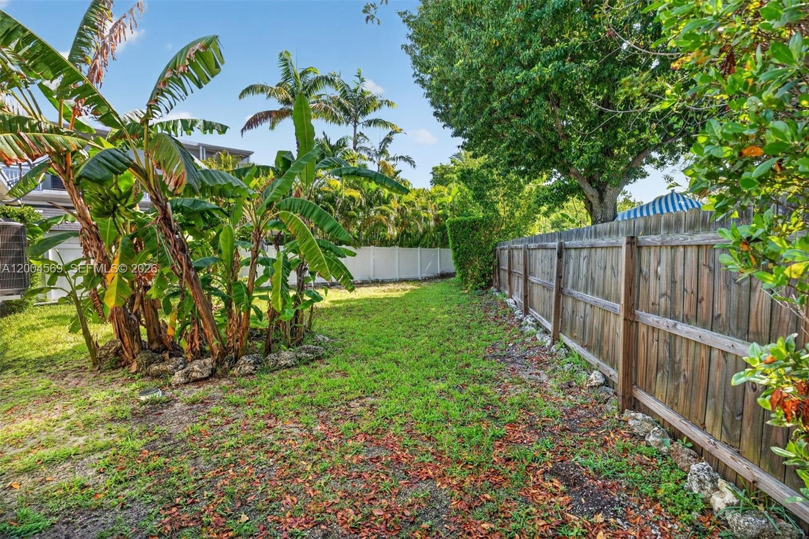 8 Ocean View Boulevard Key Largo, FL 33037 - Photo 42 of 56 Spacious yard with room for a boat or future expansion.