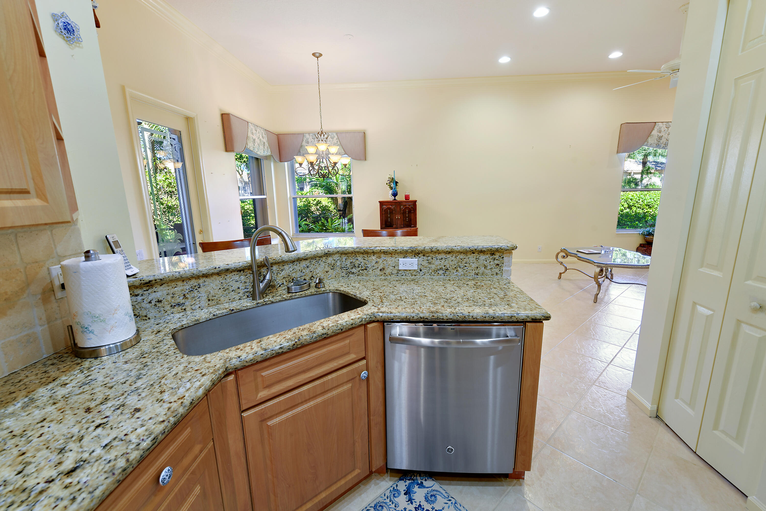 6725 Garde Road Boynton Beach, FL 33472 - Photo 9 of 43 6725 Garde Rd_Amy Doran_38